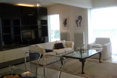 Недвижимость на Аттика . Квартира площадью 75 кв.м.