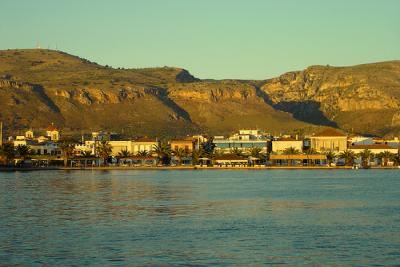 Недвижимость на Западная Греция . Участок за городом площадью 6100 кв.м.