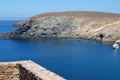 Недвижимость на о.Миконос . Участок за городом площадью 90000 кв.м.