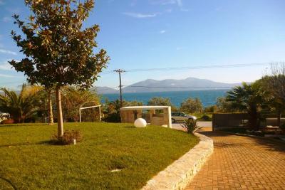 Недвижимость на о.Эвия . Вилла площадью 510 кв.м.